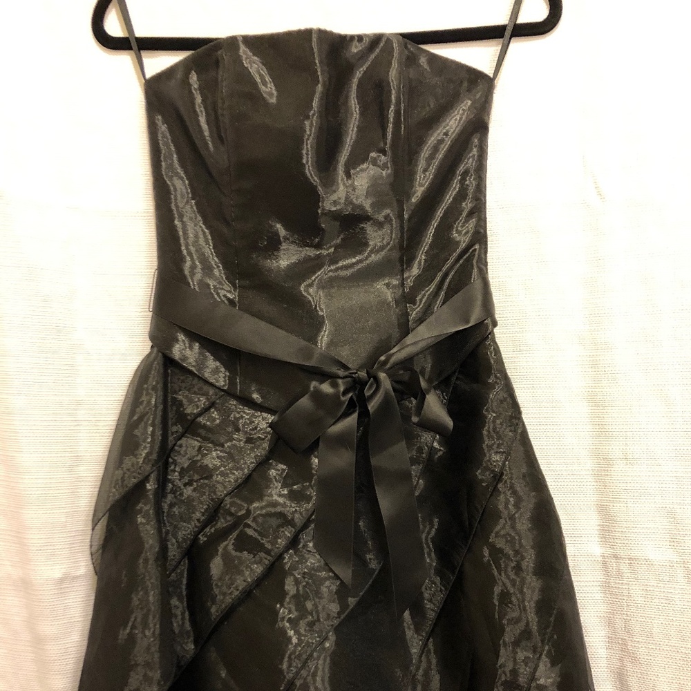 Jessica McClintock (little black dress ) size 4